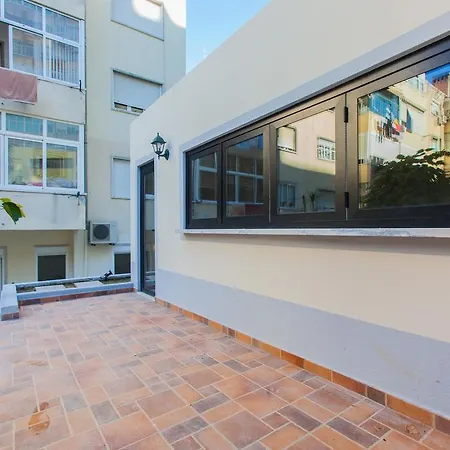 Alvalade Terrace And Pool Apartment